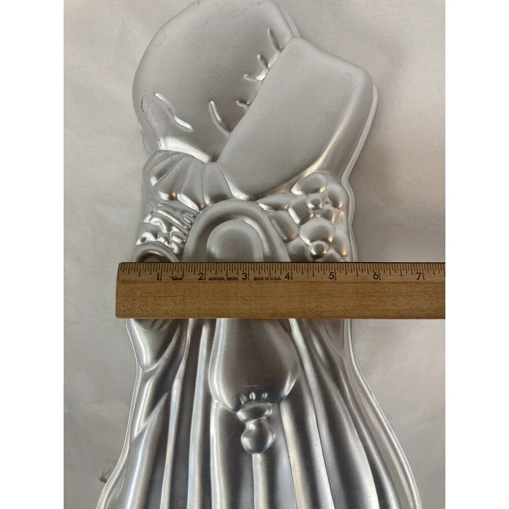 Wilton Holly Hobbie 1975 Aluminum Happy Birthday Cake Pan 17x8 Vintage Baking